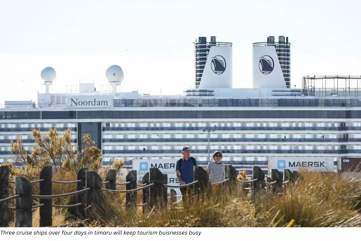 Cruise ship in Timaru